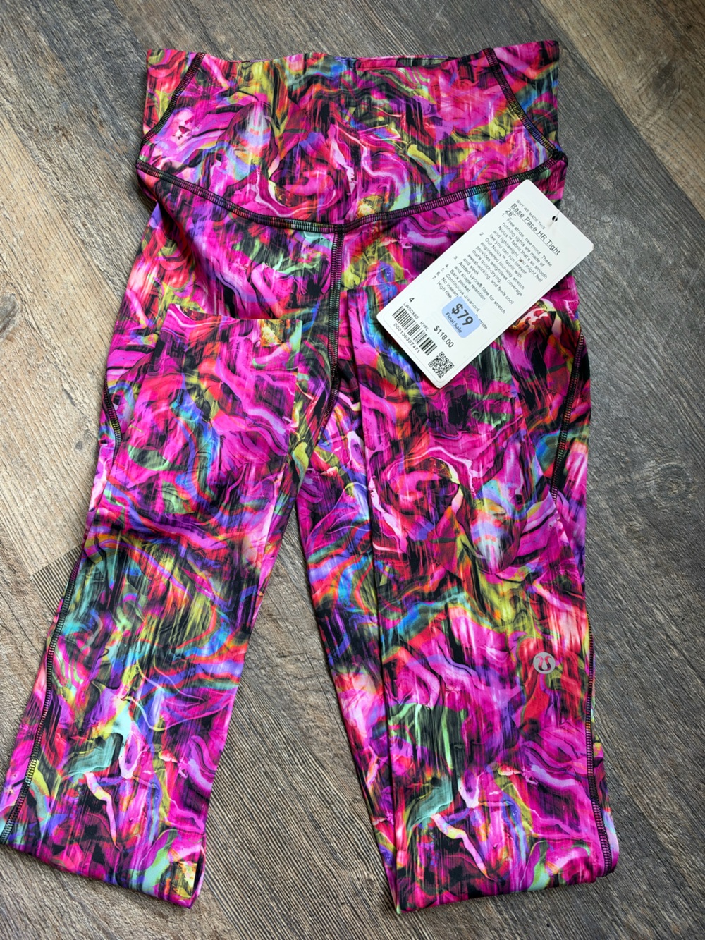 Lulu lemon base pace HR tight 28’’ size 4 multicolor. NWT